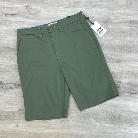 BILLABONG - AMZ CHINO SHORTS - Picture 1 of 8